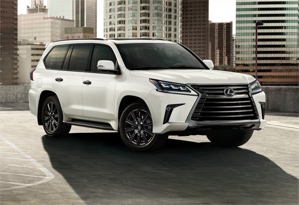 Vẻ đẹp hoàn hảo và sức mạnh vượt trội của Lexus LX 570 phiên bản 2021 vừa ra mắt