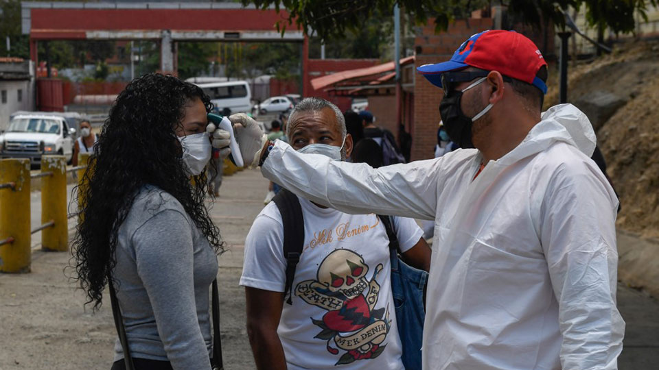 2a5b72a397a2472ba3eaf18b177037-9989-8407