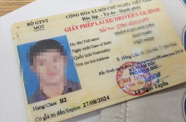 Giữ nguyên thời hạn giấy phép lái xe là 10 năm