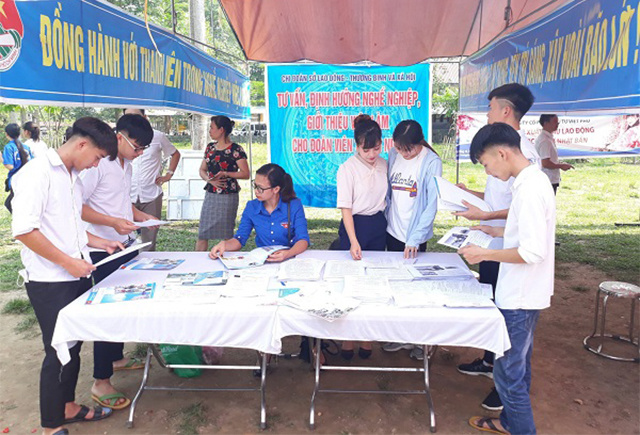Sau-hoc-nghe-nhieu-lao-dong-no-3898-8362