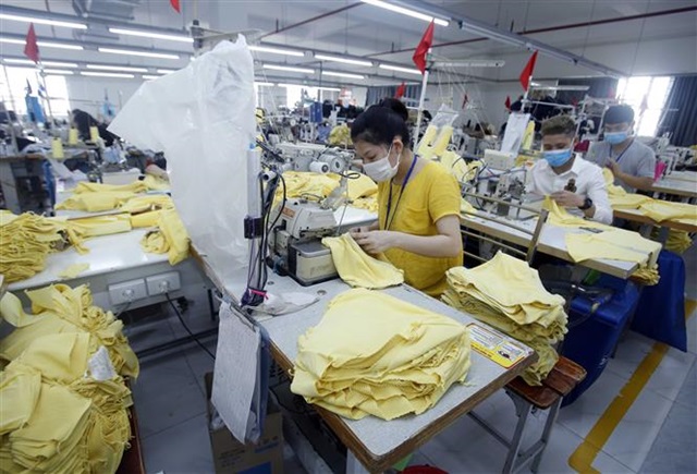Đề xuất giảm 30% thuế thu nhập cho tất cả doanh nghiệp