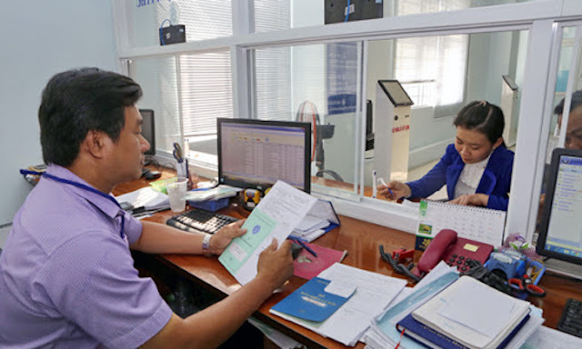 Gỡ khó công tác thu, phát triển đối tượng tham gia BHXH