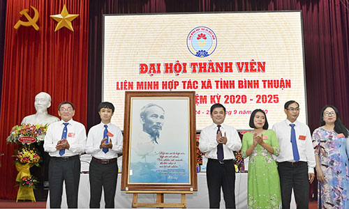Đại hội Liên minh HTX tỉnh Bình Thuận khóa VI: Tạo sức bật cho KTTT, HTX ‘cất cánh’