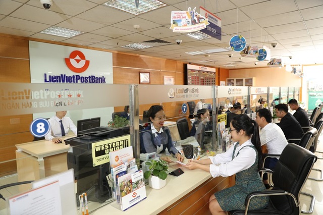 Cổ phiếu của LienVietPostBank được chấp thuận niêm yết trên HoSE