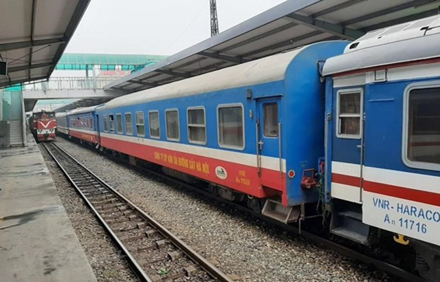 Doan-tau-tai-ga-Ha-Noi-cua-Ton-4351-6551