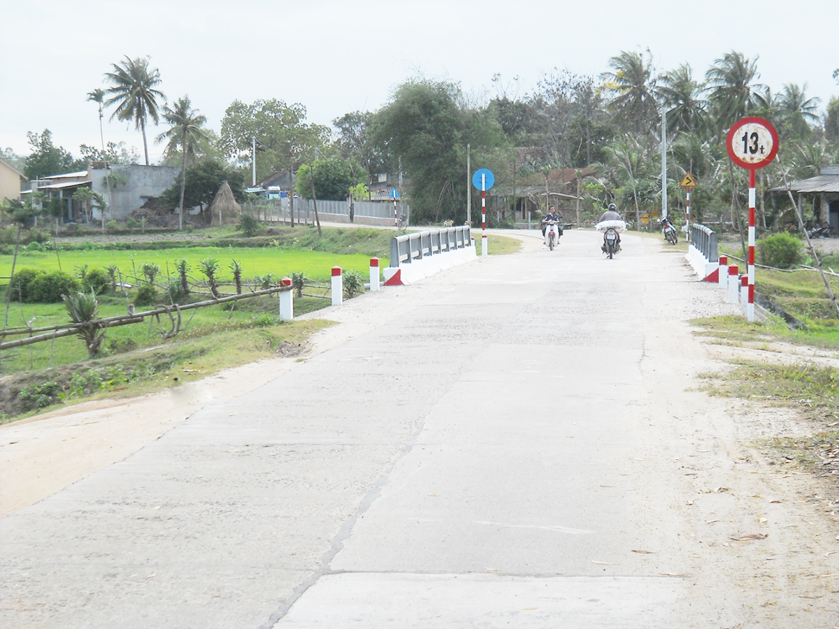 Phù Cát phát triển nông nghiệp hiện đại gắn với xây dựng nông thôn mới