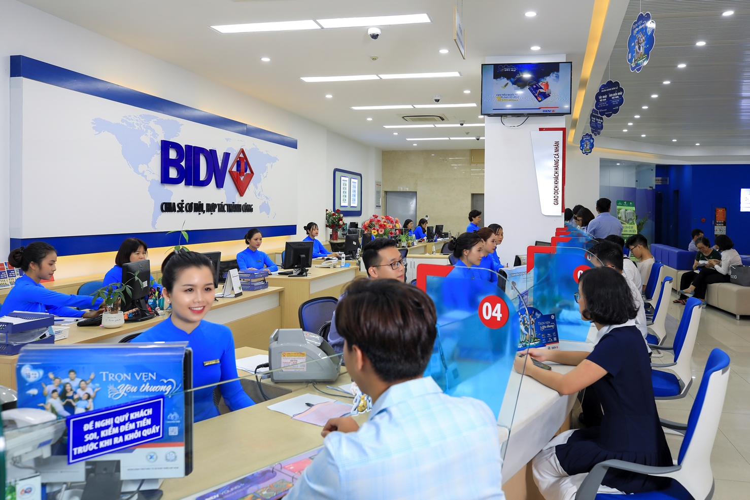 Vì sao big 4 ngân hàng chưa thể cho vay mua nhà ở xã hội?