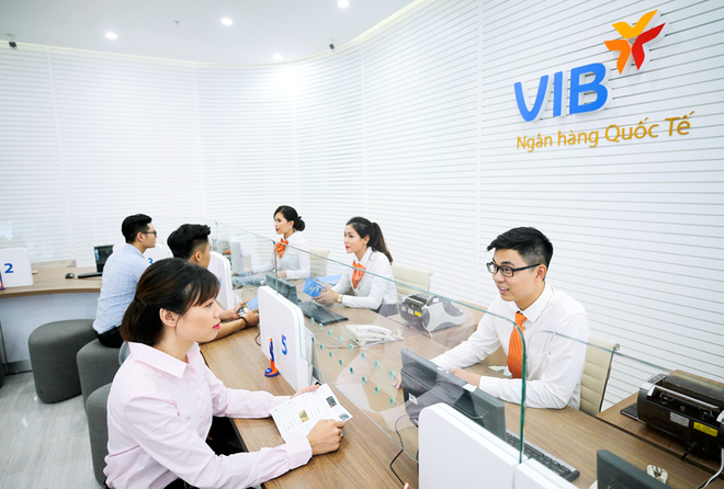 Tín dụng tăng nhanh kéo lợi nhuận nhà băng ‘ấm’ dần