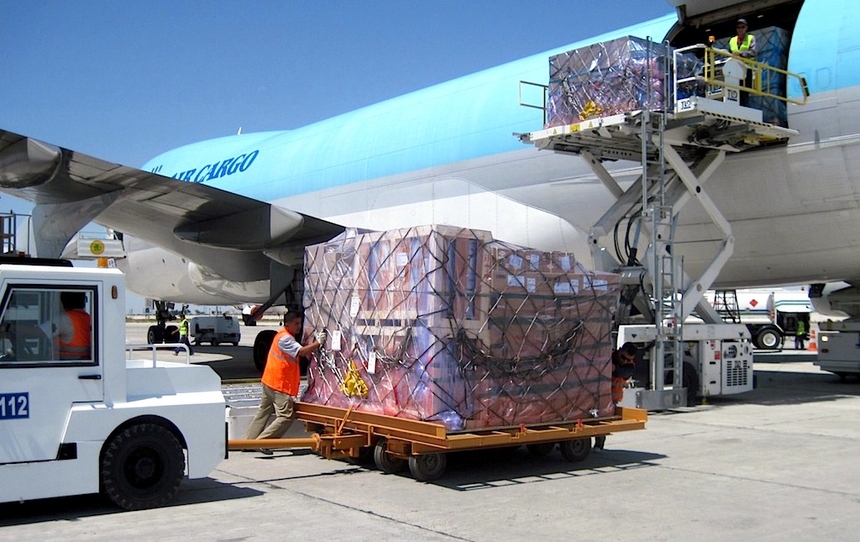 Tại sao nên lựa chọn dịch vụ chuyển phát nhanh hàng hóa đi Ba Lan của VietAir Cargo