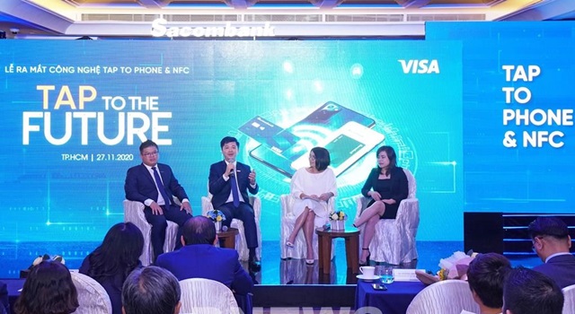Ngân hàng Việt đầu tiên ứng dụng Chạm điện thoại để thanh toán