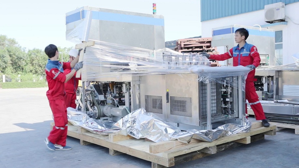 Kim ngạch xuất khẩu tăng 5,3%, nhập khẩu tăng 1,5%