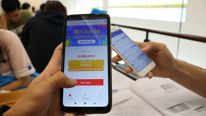 Rủi ro cho vay ngang hàng 'cộng sinh' với tiệm cầm đồ