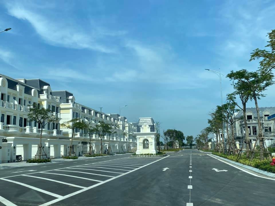Tăng giá cao tạo sức hấp dẫn của kênh đầu tư nhà đất