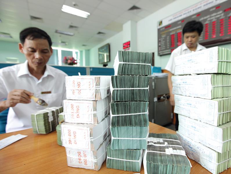 Nhà đầu tư và ngân hàng cùng 'ngóng' thị trường mua bán nợ