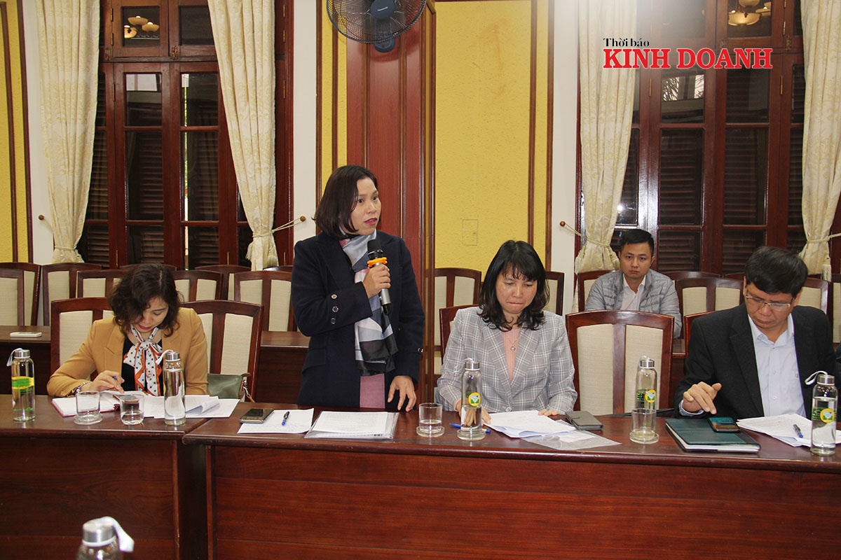 Ba-Nguyen-Thi-Tuyen-Anh-Truong-6762-1355