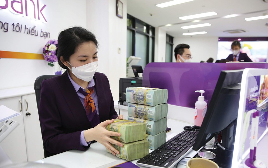 Chứng khoán đầu tư 'cứu' lợi nhuận ngân hàng