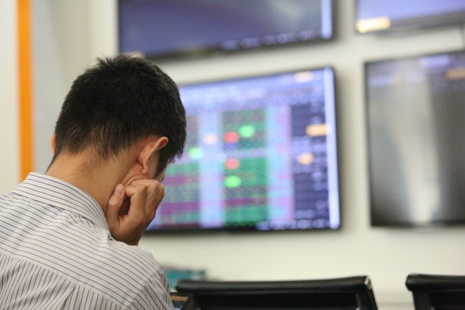Chứng khoán ngày 5/2: Có thể điều chỉnh nhẹ