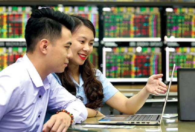 Cổ phiếu ngân hàng đã trở lại đường đua