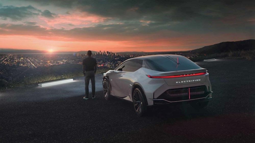 Lexus và ‘xe của tương lai’
