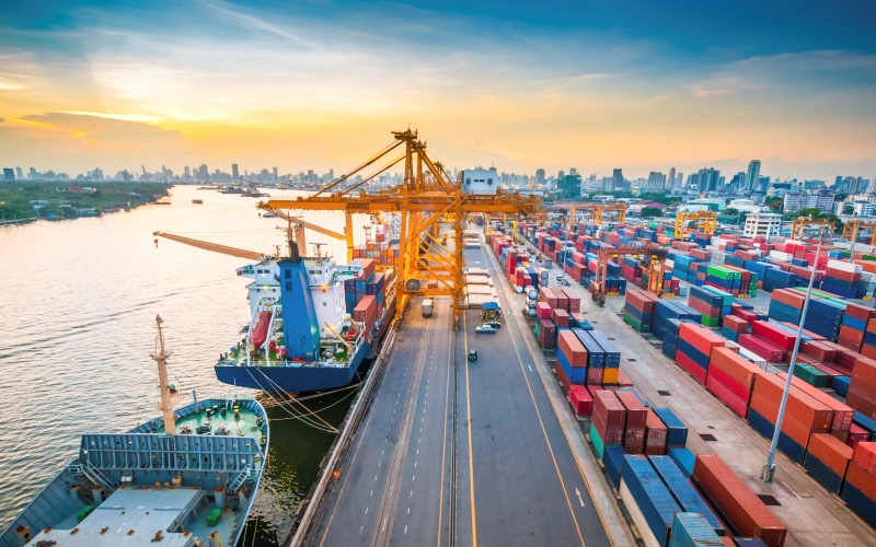 Khu vực dịch vụ chiếm khoảng 50% GDP vào năm 2030