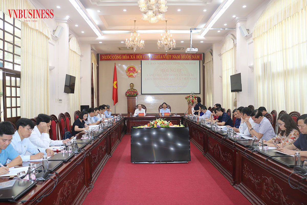 Liên minh HTX Việt Nam làm việc với UBND tỉnh Ninh Bình