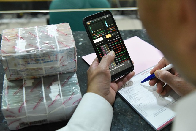 Sóng kết quả kinh doanh quý I đang tiến đến giai đoạn cuối