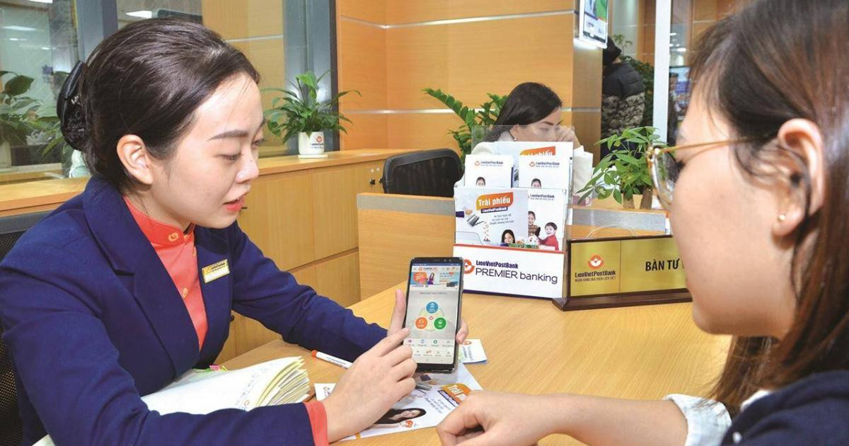 Covid - 19 bùng phát, ngân hàng đua tặng phí 0 đồng