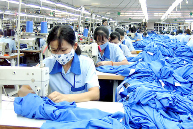 Ảnh hưởng dịch COVID - 19: Dệt may nhiều đơn hàng nhưng... thiếu lao động