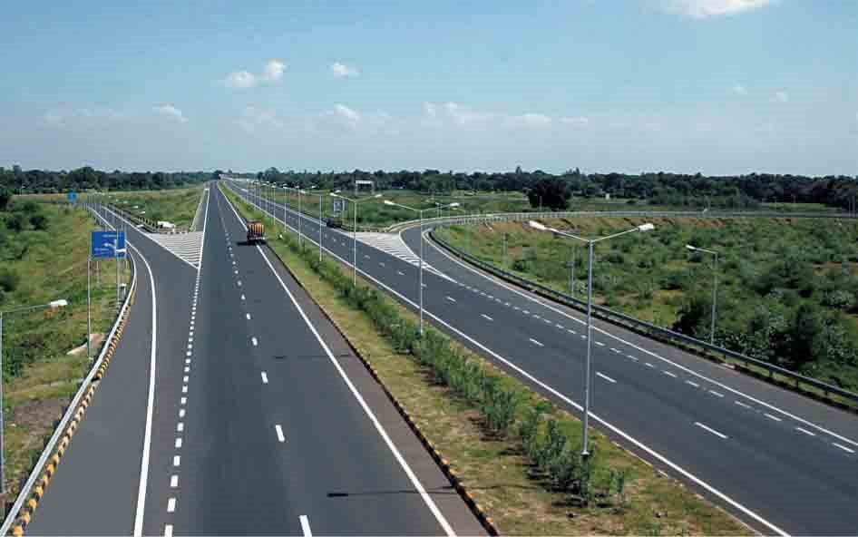 Đến năm 2030, Việt Nam có khoảng 5.000 km đường bộ cao tốc