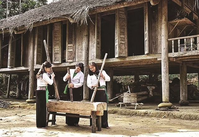 Khơi dậy tình yêu văn hóa dân tộc Mường ở Hòa Bình