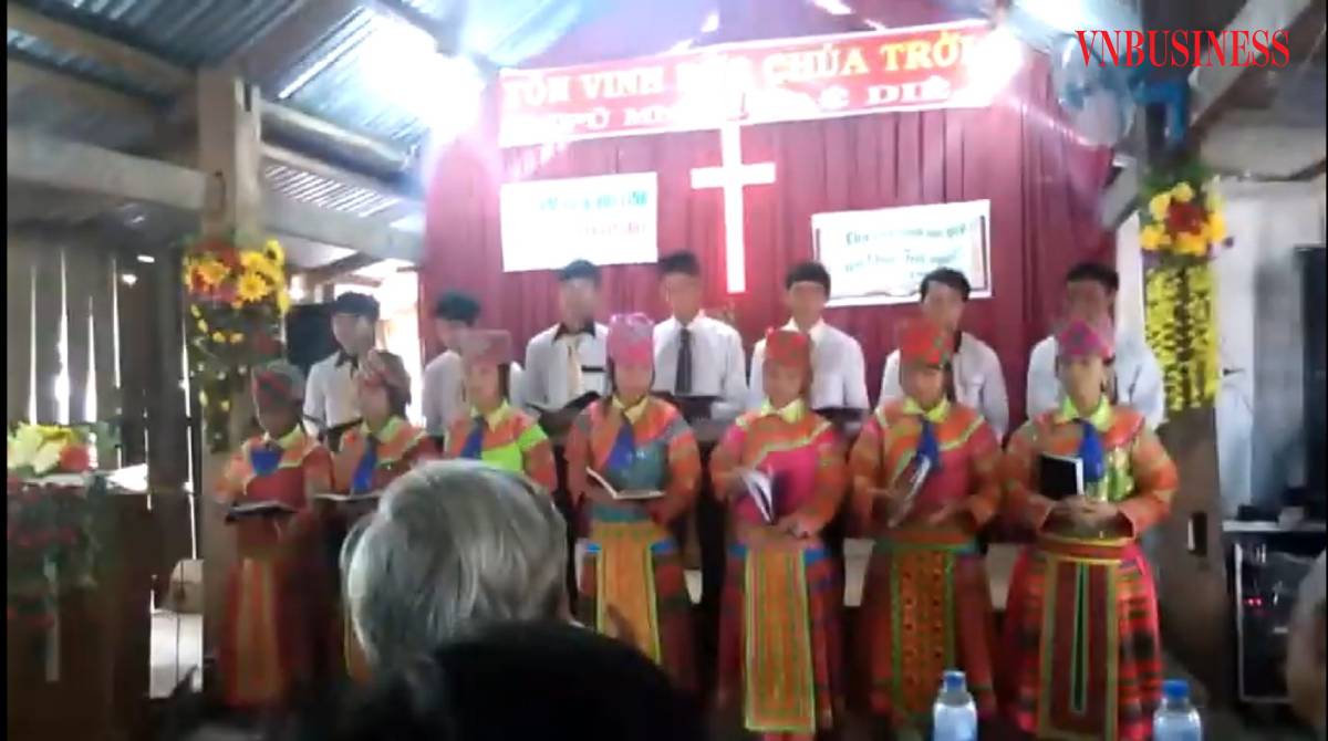 Chuyện người Mông theo đạo Tin lành ở Lào Cai (Bài 1): Sống tốt đời đẹp đạo, hợp tác phát triển kinh tế