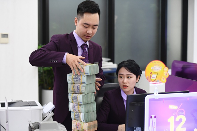 Dồn dập tăng vốn, ngân hàng hướng tới chuẩn Basel III