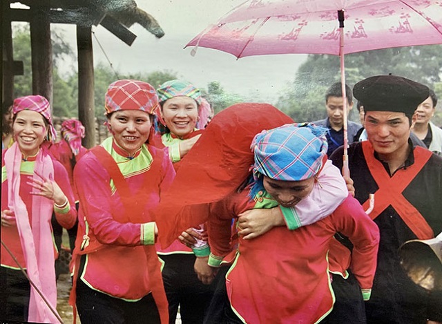 Giữ gìn văn hóa dân tộc Giáy trong xu thế hội nhập