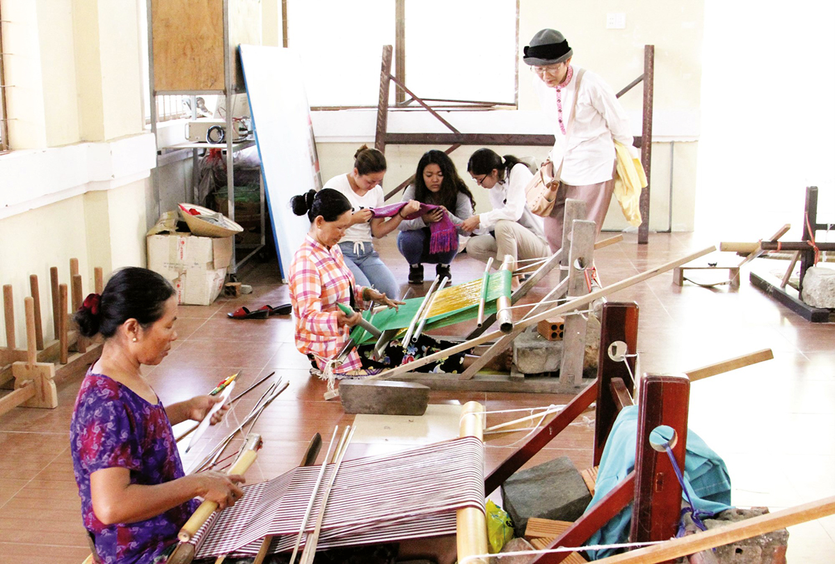 Vùng người Chăm ở Ninh Phước phát triển bền vững (Bài cuối): Đa dạng sinh kế từ nghề truyền thống