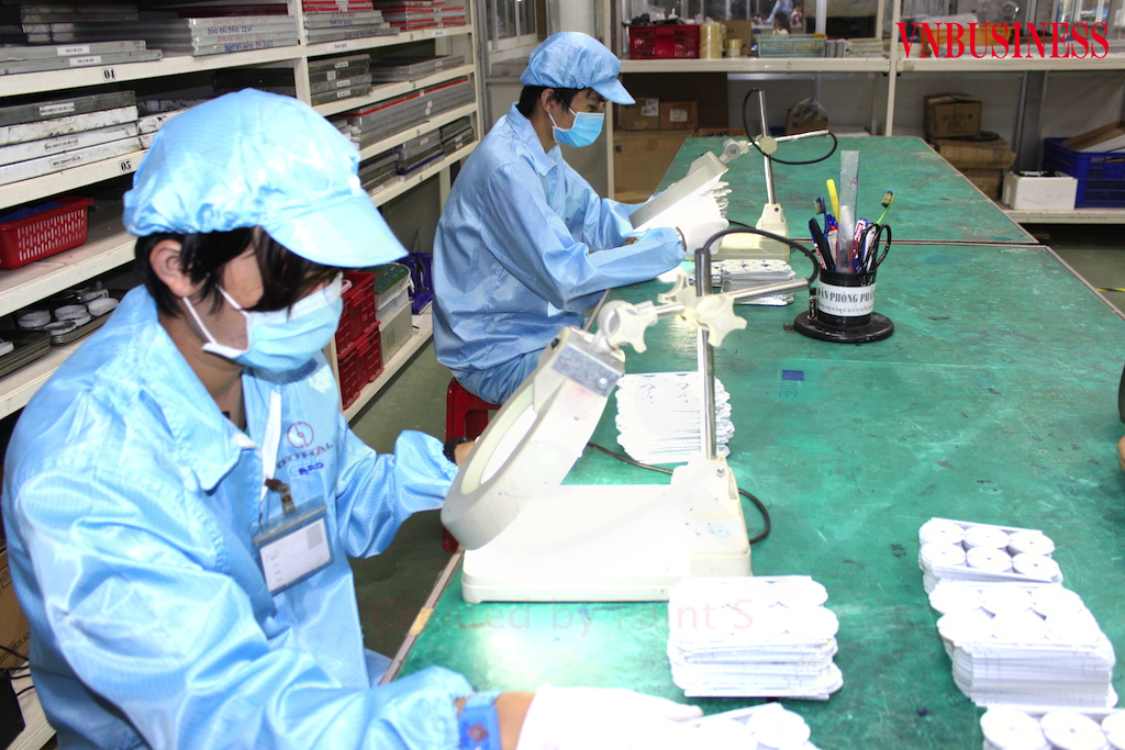 Thế khó của các doanh nghiệp trong ‘vùng dịch’