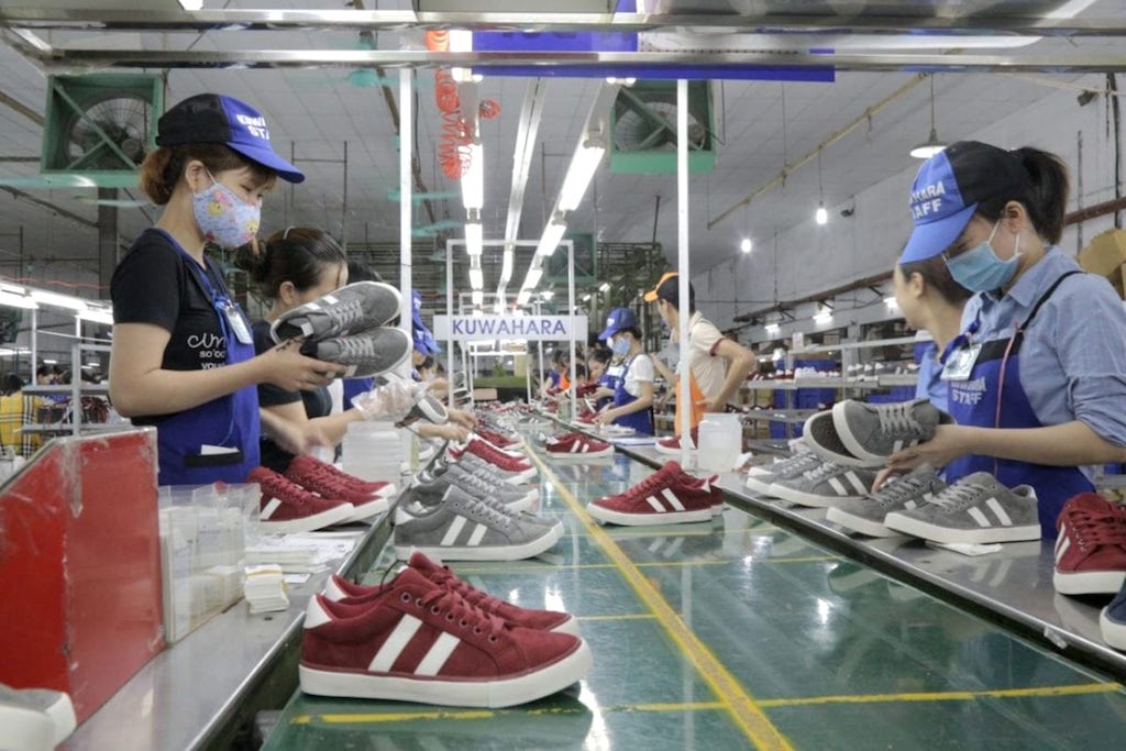 Dồn dập khó khăn đe dọa doanh nghiệp ‘rớt’ đơn hàng