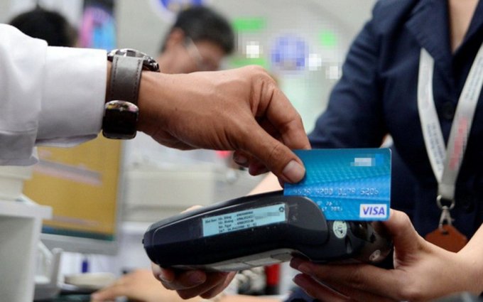 Đề xuất giảm 50% phí giao dịch thanh toán điện tử liên ngân hàng