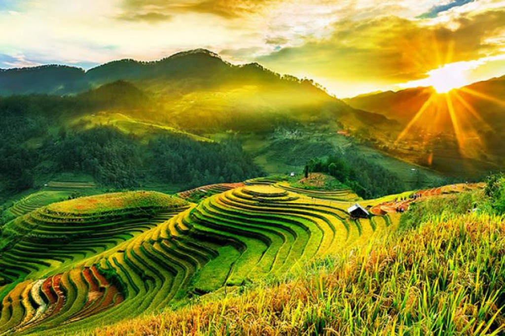 Khát vọng vươn lên ở Mù Cang Chải (Bài cuối): Khai thác 'mỏ vàng' du lịch