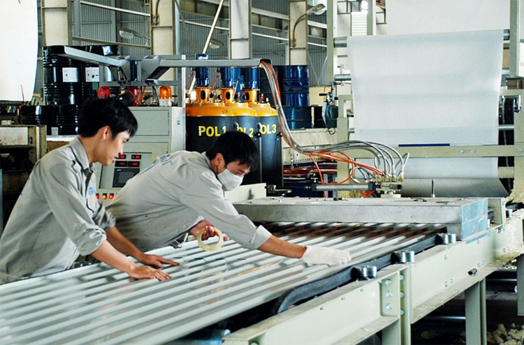 Doanh nghiệp nhỏ mong manh trước cơn 'sóng dữ'