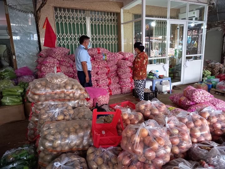 Phát hiện 4,2 tấn tỏi Trung Quốc vi phạm nhãn hàng tại Tiền Giang