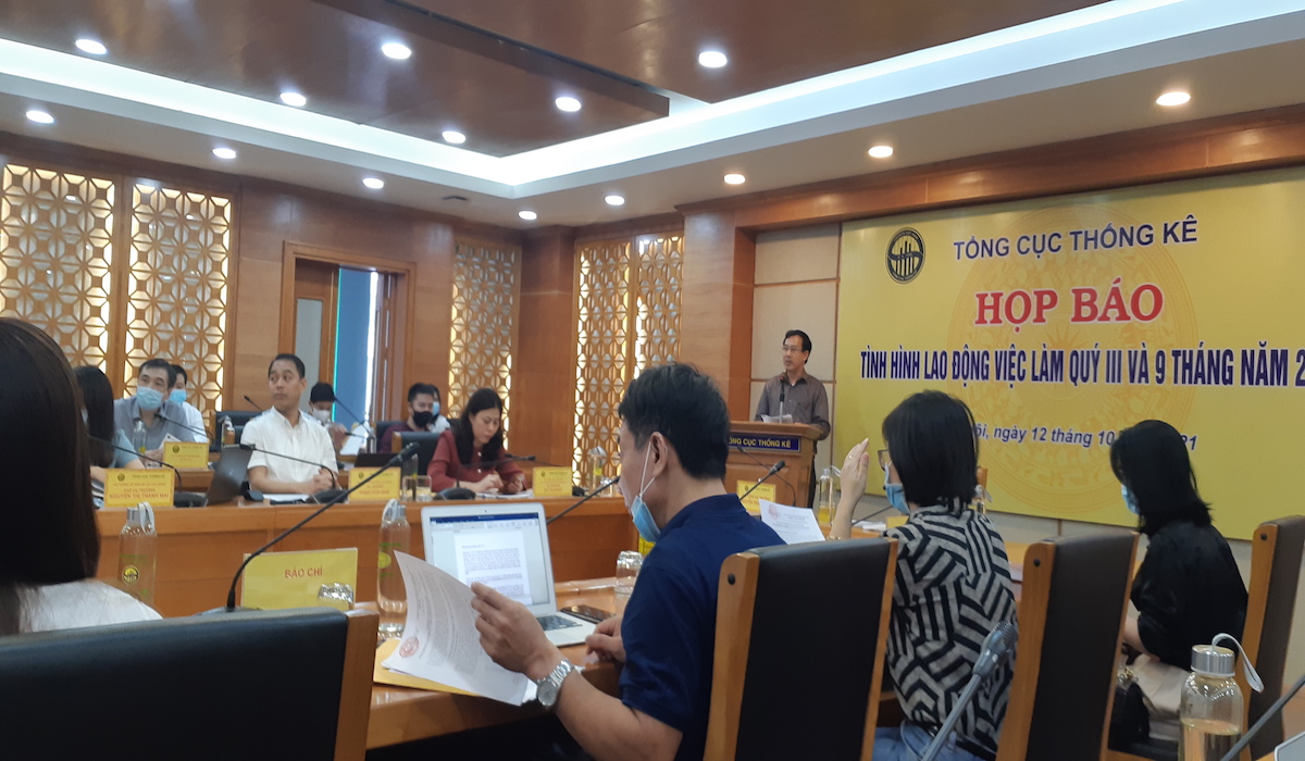 Nghịch lý thất nghiệp tăng, doanh nghiệp thiếu lao động