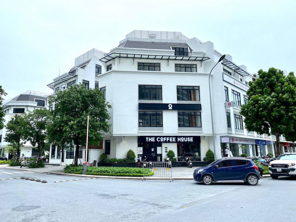 Mặt bằng bán lẻ ngành F&B gượng dậy sau 'bão' dịch