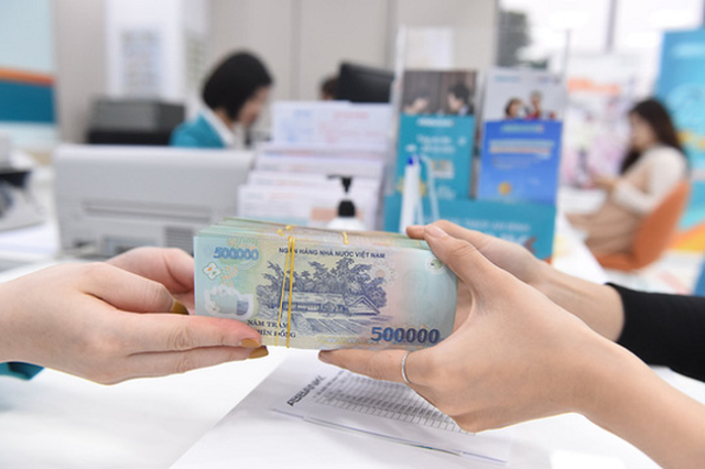 Đề xuất áp dụng mức lãi suất thỏa thuận khi rút tiền gửi trước hạn