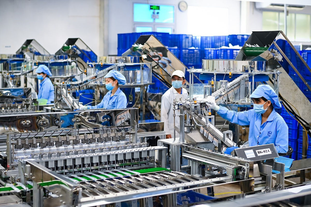 Doanh nghiệp cần 'tiền tươi, thóc thật' để phục hồi