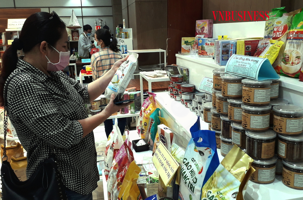 Mối lo đầu ra hàng hóa cho mùa Tết sắp đến
