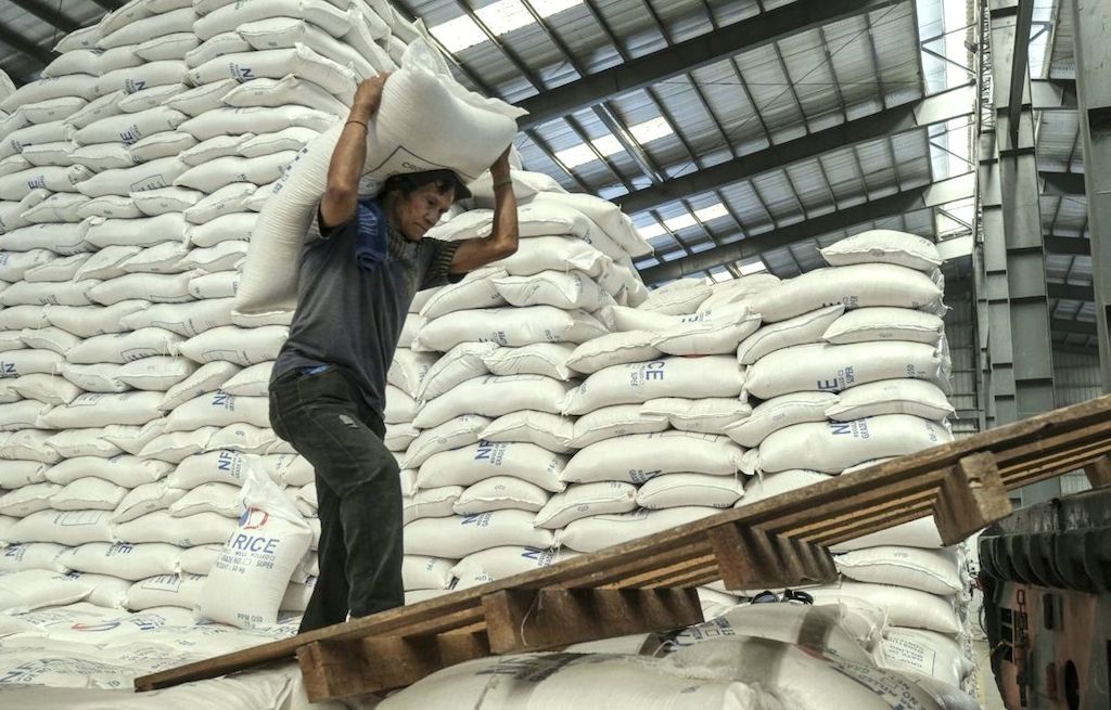 Doanh nghiệp vừa phục hồi xuất khẩu gạo vừa lo gỡ vướng