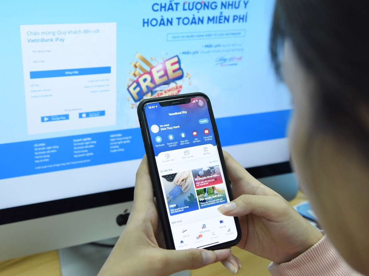 Dễ dãi mở tài khoản làm gia tăng tẩu tán ‘tiền bẩn’