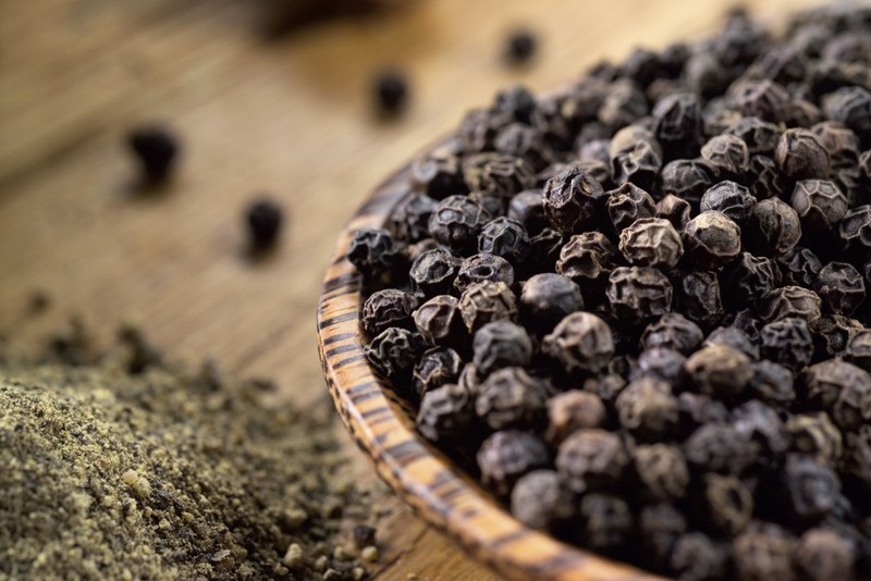Giá hồ tiêu giảm 500 đồng/kg, cần tỉnh táo tránh bán theo đám đông