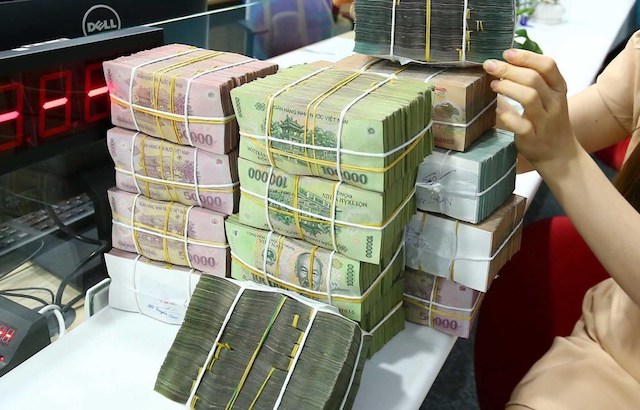 Gói hỗ trợ lãi suất: Ngân hàng và doanh nghiệp cùng... 'ngóng' cơ chế