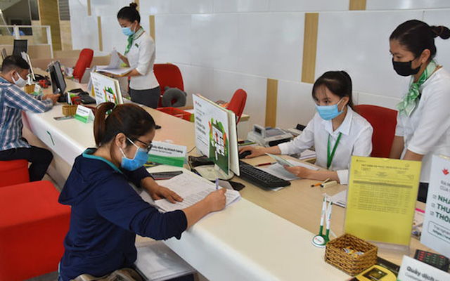 Ngân hàng 'trúng đậm' từ dịch vụ bảo hiểm